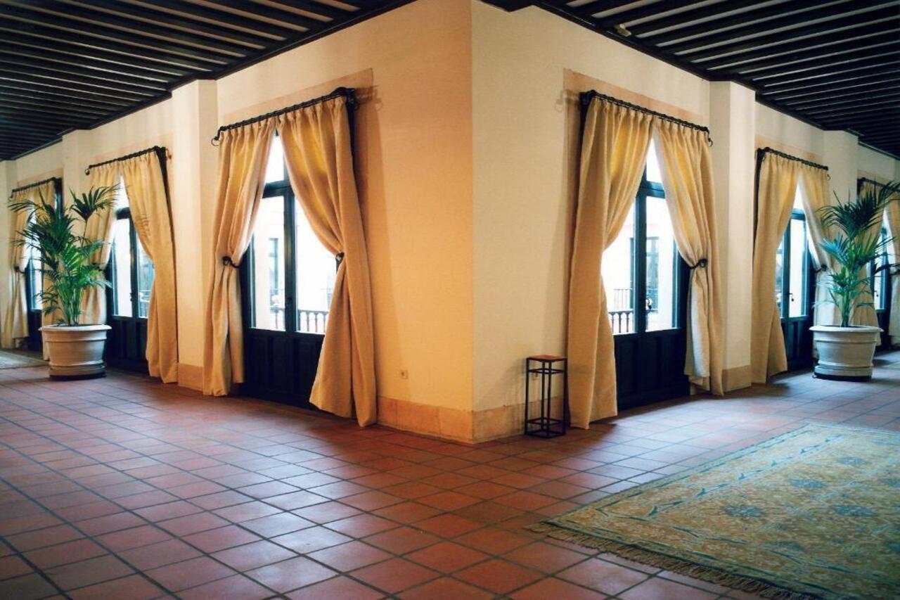 Parador De Lerma Bagian luar foto