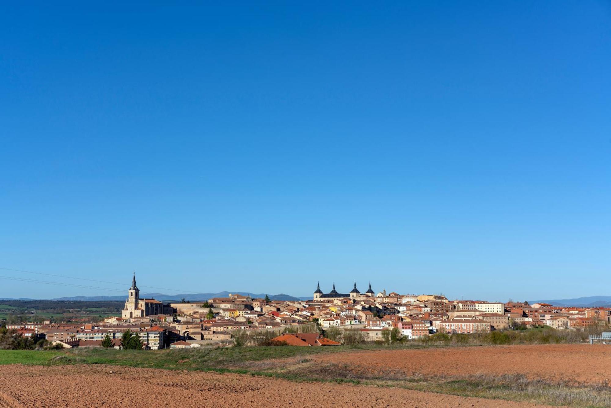 Parador De Lerma Bagian luar foto