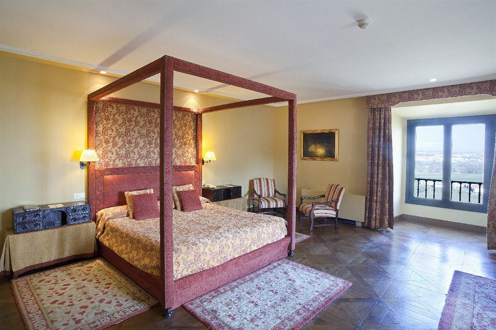 Parador De Lerma Bagian luar foto
